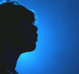 Kenshi Yonezu embraces his inner child in PV for “Peace Sign”